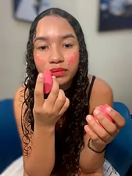 ZoeyFierce online show from May 2026 07:17:01 PM