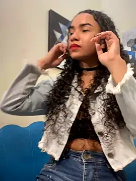 ZoeyFierce online show from June 2026 07:19:01 PM