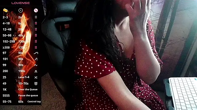 Snapshot of Whisperingfire chatting on May 2026 07:43:02 PM Whisperingfire online show from May 2026 07:43:02 PM