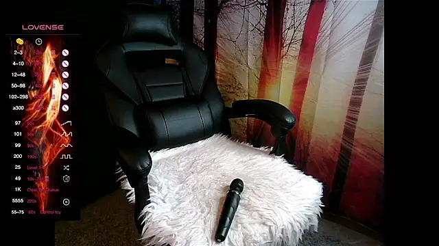 Snapshot of Whisperingfire chatting on May 2026 07:39:01 PM Whisperingfire online show from May 2026 07:39:01 PM