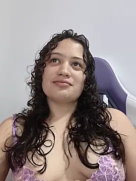 Alana 444 online show from May 2026 04:34:02 AM