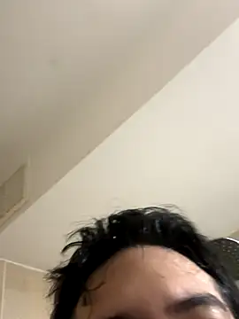 Criss      online show from December 2025 12:00:01 AM