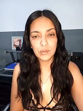 Loba31 online show from November 2025 05:07:01 AM