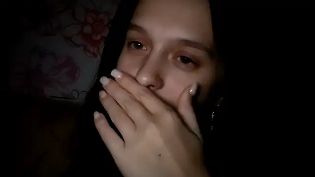 SophieHazely online show from November 2025 01:11:01 PM