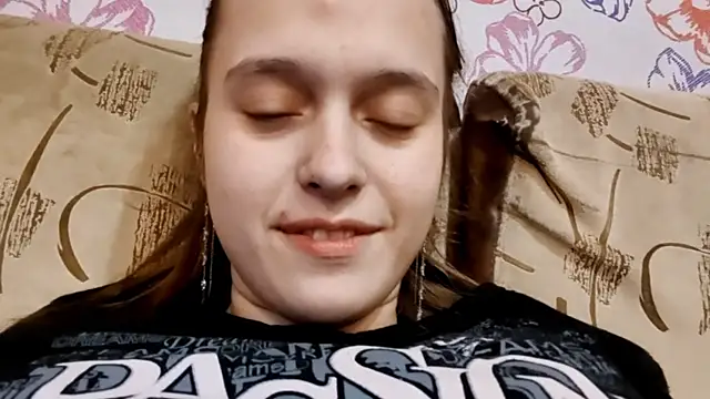 SophieHazely online show from December 2025 11:23:02 AM