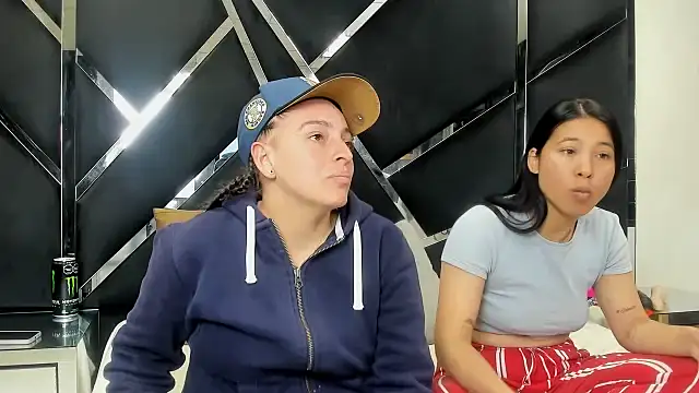 Alyssa Noah online show from April 2026 04:13:02 AM