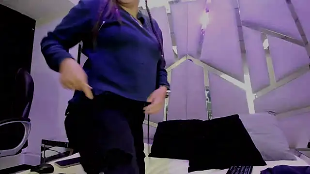 Alyssa Noah online show from April 2026 05:10:01 AM