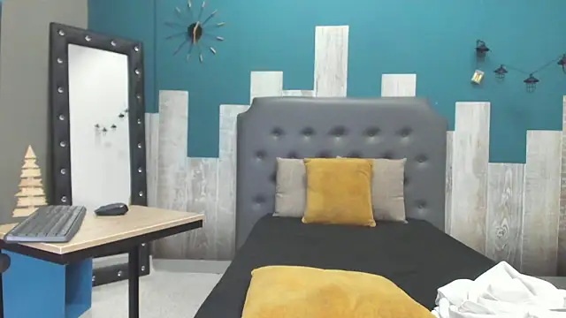 brian tattoo online show from November 2025 12:49:02 PM