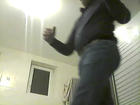 lorisaux online show from February 2026 08:22:02 PM