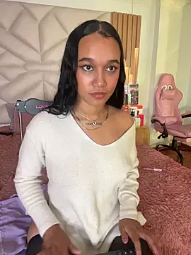 coraline vera online show from April 2026 07:58:02 PM