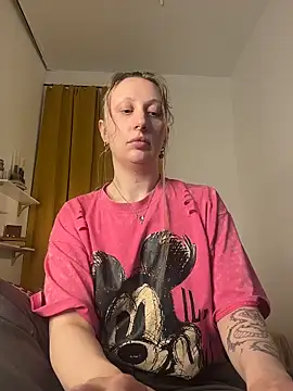 Helga vibe online show from March 2026 12:59:01 PM