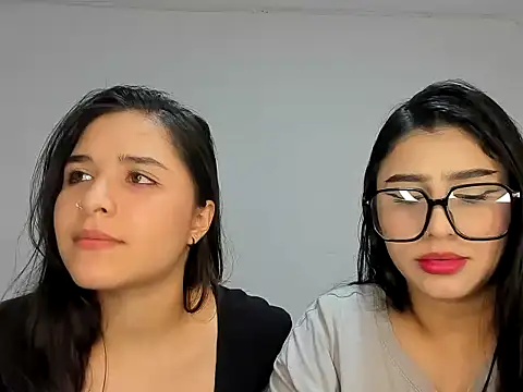 Snapshot of ROUS_SWEET_ chatting on November 2025 03:17:02 AM ROUS SWEET online show from November 2025 03:17:02 AM