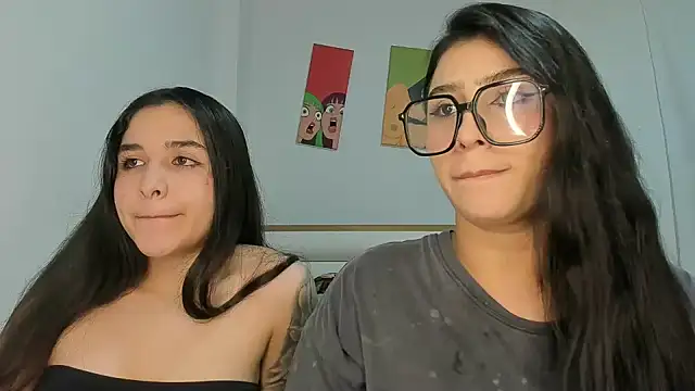Snapshot of ROUS_SWEET_ chatting on May 2026 06:11:02 AM ROUS SWEET online show from May 2026 06:11:02 AM