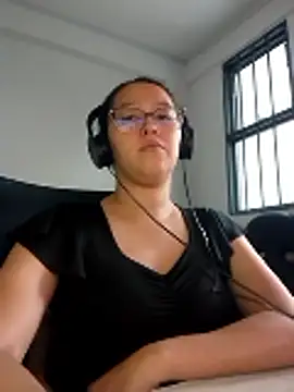  AmyAdams  online show from January 2026 10:38:02 PM