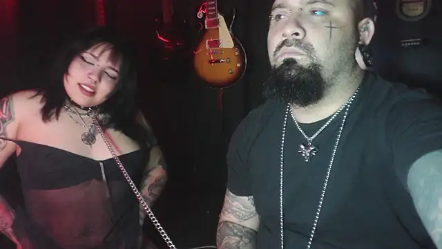 Snapshot of Da_Dark_Room chatting on December 2025 06:58:02 AM Da Dark Room online show from December 2025 06:58:02 AM