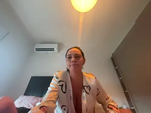 Snapshot of GabriellaGaby chatting on December 2025 03:38:02 PM GabriellaGaby online show from December 2025 03:38:02 PM