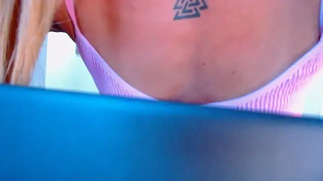 sexymusclegoddess online show from March 2026 01:45:02 PM