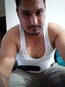 cristian112090 online show from February 2026 11:55:02 PM