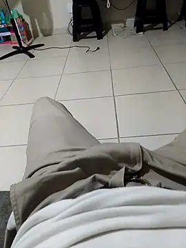 cristian112090 online show from September 2025 03:34:02 AM