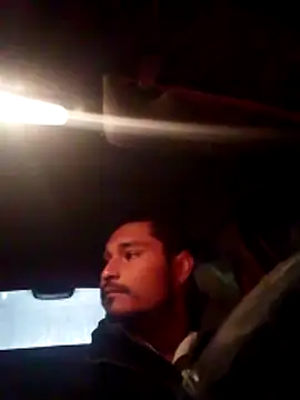 cristian112090 online show from December 2025 12:43:02 PM