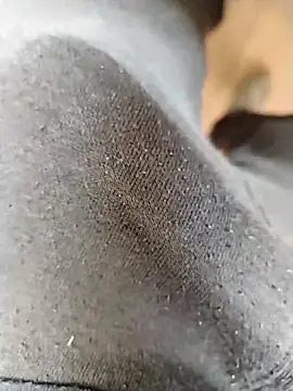 Yordivil1 online show from November 2025 07:25:02 PM