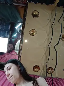 Foxylce online show from February 2026 12:55:02 AM