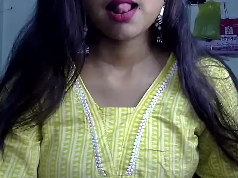 Snapshot of cute_rohani1 chatting on June 2026 05:07:02 PM cute rohani1 online show from June 2026 05:07:02 PM