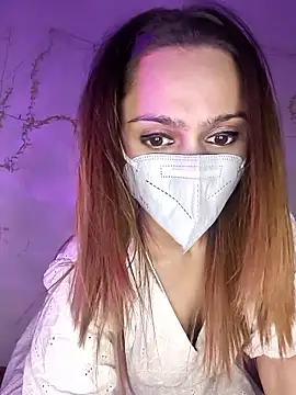 Snapshot of HONEY_BEBS chatting on January 2026 05:38:02 PM HONEY BEBS online show from January 2026 05:38:02 PM