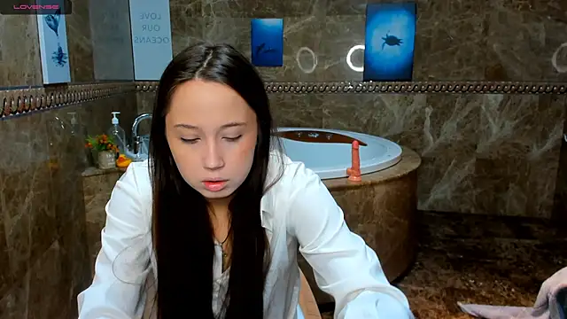 Carolina-sky online show from December 2025 01:19:01 AM