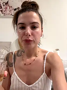 Sugarbellax online show from December 2025 05:14:01 PM