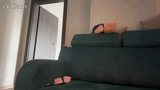 Devil Maiden online show from February 2026 12:04:01 PM