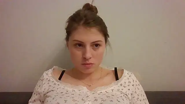 Snapshot of Devil_Maiden chatting on March 2026 08:18:01 PM Devil Maiden online show from March 2026 08:18:01 PM