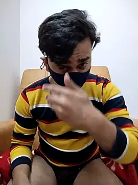 samnick4321 online show from December 2025 05:36:01 PM