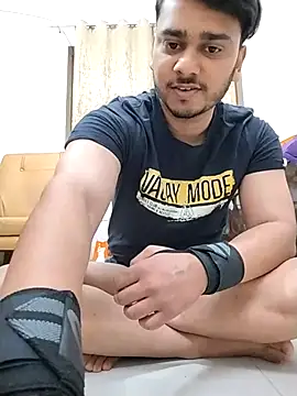 samnick4321 online show from February 2026 01:11:01 PM