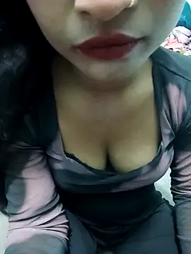 Zoyaa-Zubair online show from April 2026 07:07:01 PM