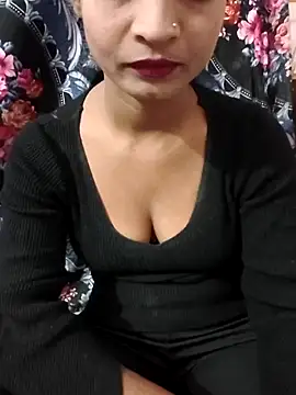 Snapshot of Zoyaa-Zubair chatting on December 2025 08:06:02 AM Zoyaa-Zubair online show from December 2025 08:06:02 AM