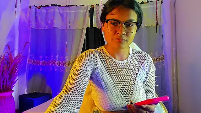 CloeEvans0 online show from November 2025 07:36:01 PM