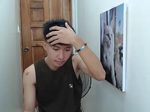 Snapshot of asiantwink0000 chatting on December 2025 05:11:01 AM asiantwink0000 online show from December 2025 05:11:01 AM