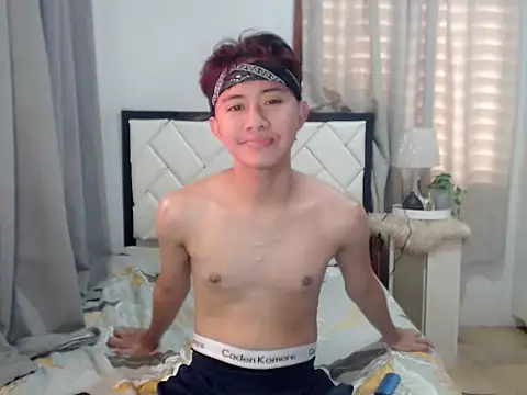 asiantwink0000 online show from February 2026 07:19:01 AM