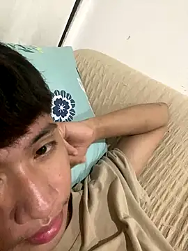 Snapshot of asiantwink0000 chatting on December 2025 07:19:02 PM asiantwink0000 online show from December 2025 07:19:02 PM