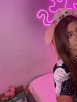 asiantwink0000 online show from April 2026 03:27:02 PM