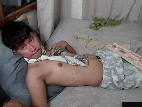 asiantwink0000 online show from November 2025 05:25:02 PM