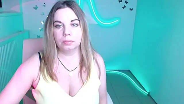 Snapshot of Amanda_Swannn chatting on December 2025 12:59:02 PM Amanda Swannn online show from December 2025 12:59:02 PM