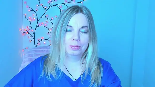 Amanda Swannn online show from April 2026 06:08:02 AM