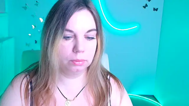 Snapshot of Amanda_Swannn chatting on December 2025 06:52:02 AM Amanda Swannn online show from December 2025 06:52:02 AM