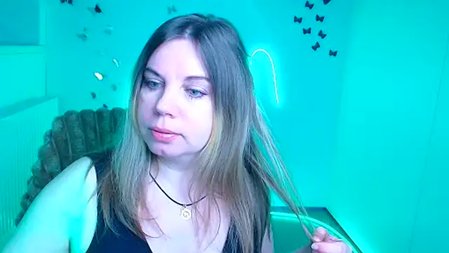 Amanda Swannn online show from February 2026 06:49:01 AM