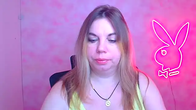 Amanda Swannn online show from December 2025 06:51:02 AM