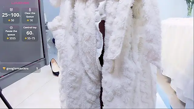 Wan-Yun-520 online show from March 2026 02:24:01 AM