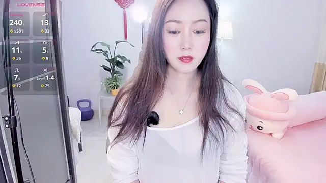 Wan-Yun-520 online show from March 2026 11:36:02 AM