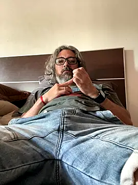 maxxporong online show from December 2025 01:28:02 PM